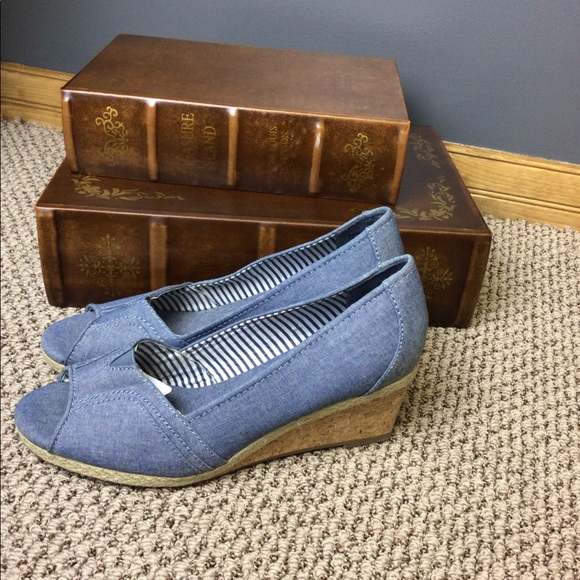 Wedge Denim Peep Toe Heel - Picture 3 of 5